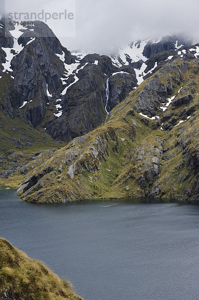 Lake Harris auf dem Routeburn Track  geht einer der großen Neuseeland  Fiordland-Nationalpark  Südinsel  Neuseeland  Pazifik