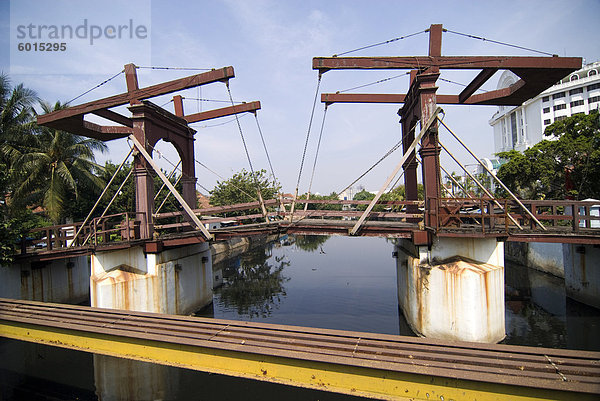 Älteste Brücke in Jakarta  Batavia  Jakarta  Java  Indonesien  Südostasien