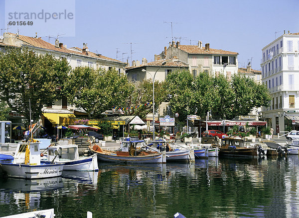 Hafen  La Ciotat  in der Nähe von Marseille  Bouches-du-Rhone  Provence  Frankreich  Europa