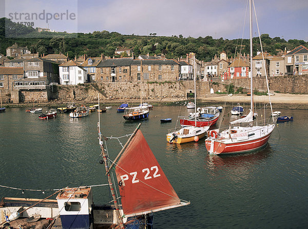 Europa Großbritannien Cornwall England Mousehole Hafen