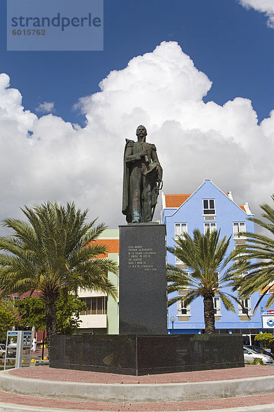 Luis Brion Statue  Brionplein  Otrobanda District  Willemstad  Curacao  Niederländische Antillen  Westindien  Caribbean  Mittelamerika