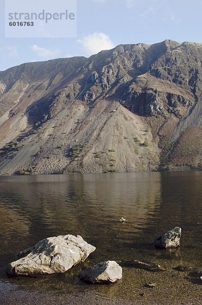 Die Geröllhalden  Lake Wastwater  Wasdale  Lake District-Nationalpark  Cumbria  England  Vereinigtes Königreich  Europa