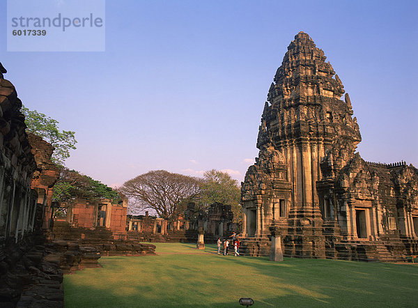 Tempel in das zentrale Heiligtum auf Prasat Hin Phimae auf dem Khorat-plateau in Thailand  Südostasien  Asien