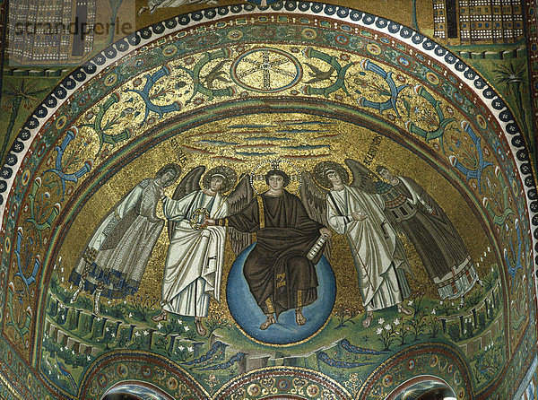 Das 6. Jahrhundert Mosaiken in der Kirche des Heiligen Geistes (Arian Baptistry)  Ravenna  Emilia-Romagna  Italien  Europa