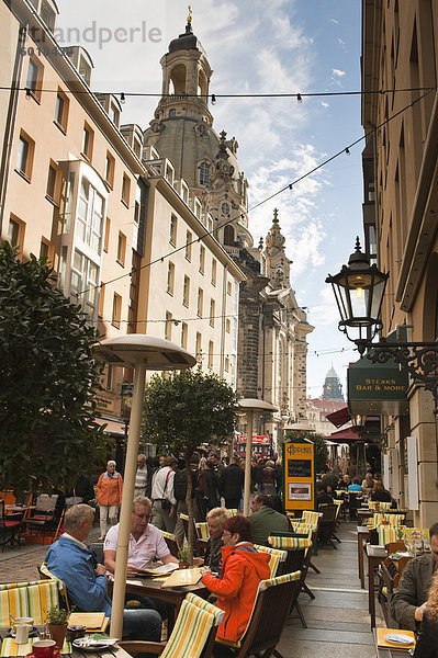 Straßenszene  Dresden  Sachsen  Deutschland  Europa