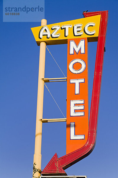 Route 66 Motel-Schild in Nob Hill Viertel  Albuquerque  New Mexico  Vereinigte Staaten von Amerika  Nordamerika