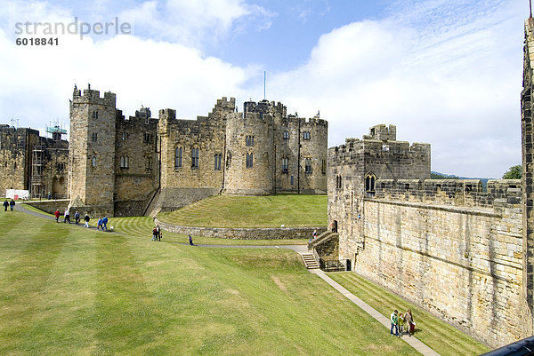 Alnwick Castle  Alnwick  Northumberland  England  Vereinigtes Königreich  Europa