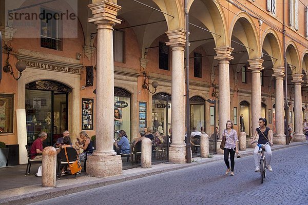 Arkaden  Modena  Emilia-Romagna  Italien  Europa