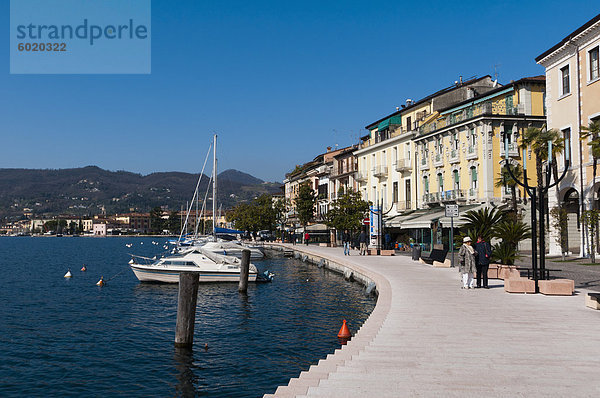 Lungolago Zanardelli  Salo  Gardasee  Lombardei  italienische Seen  Italien  Europa