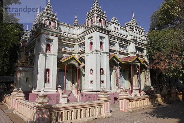 Thanboddhay Paya von Moehnyin Sayadaw  von 1939 bis 1952 gebaut  sagte enthalten mehr als die Hälfte eine million Buddhastatuen  Monywa  Sagaing-Division  Myanmar (Birma)  Asien