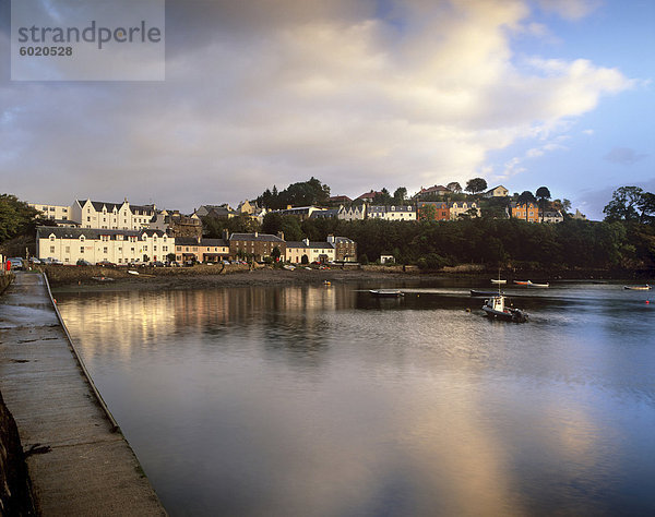 Hafen von Portree  Portree  Isle Of Skye  Innere Hebriden  Schottland  Vereinigtes Königreich  Europa