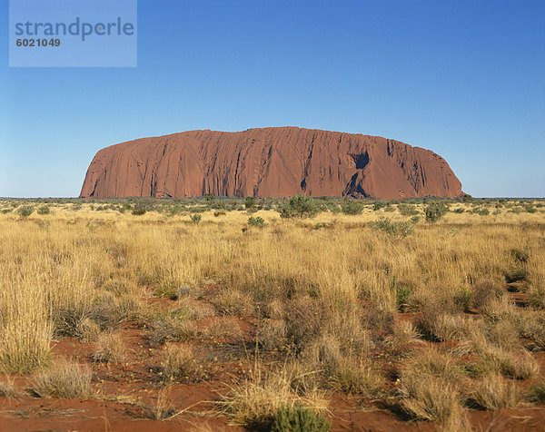 Ayers Rock  Uluru-Kata Tjuta National Park  UNESCO World Heritage Site  Northern Territory  Australien  Pazifik