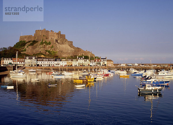 Mont Orgeuil Burg  Gorey  Jersey  Kanalinseln  Großbritannien  Europa