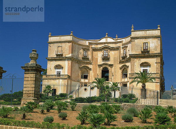 Die Villa Cattolica  in Bagheria auf Sizilien  Italien  Europa