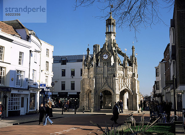 Dem Markt Kreuz gegeben zur Stadt im Jahre 1501 von Bischof Geschichte für den Schutz von Händlern  gesehen vom West Street  Chichester  West Sussex  England  Vereinigtes Königreich  Europa