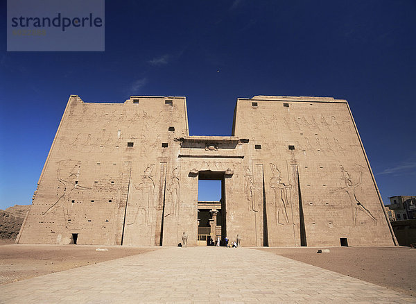 Tempel des Horus  Edfu  Ägypten  Nordafrika  Afrika