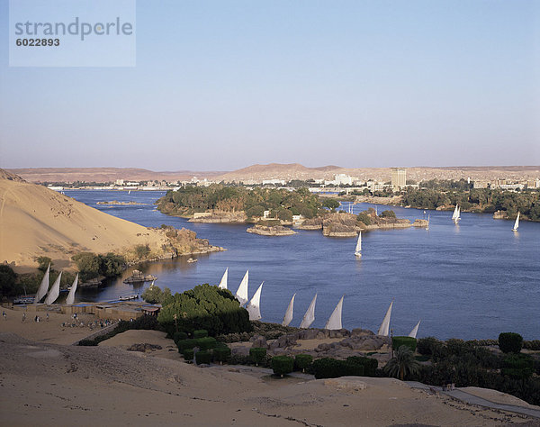 Der Fluß Nil  einschließlich Kitcheners und elefantenartigen Island  Assuan  Ägypten  Nordafrika  Afrika