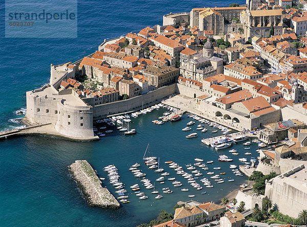 Luftbild anzeigen  Altstadt  UNESCO Weltkulturerbe  Dubrovnik  Dalmatien  Kroatien  Europa