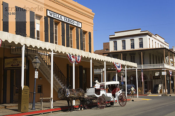 Pferd und Wagen in Old Town Sacramento  California  Vereinigte Staaten von Amerika  Nordamerika