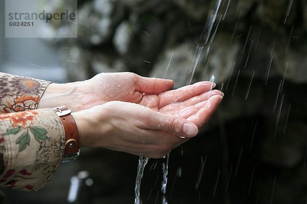 Wasser  Chinesischer Tempel Thean Hou  Kuala Lumpur  Malaysia  Südostasien  Asien