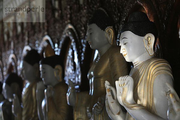 Buddhas  Dharmikarama Tempel  Penang  Malaysia  Südostasien  Asien