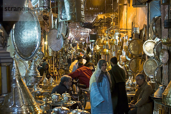 Der Souk  Medina  Marrakesch (Marrakech)  Marokko  Nordafrika  Afrika