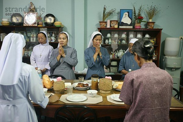 Katholische Nonnen  Vientiane  Laos  Indochina  Südostasien  Asien