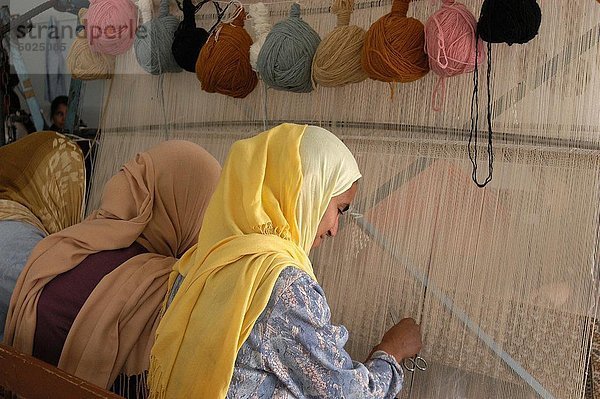 Teppich Weavers  Djerba  Medenine  Tunesien  Nordafrika  Afrika