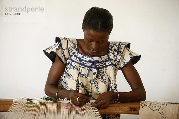 Weaver  Popenguine  Thies  Senegal  Westafrika  Afrika