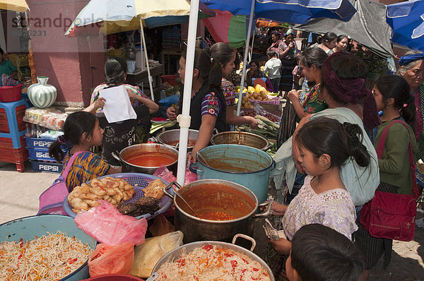 Markt  Santa Maria de Jesus  Guatemala  Zentralamerika