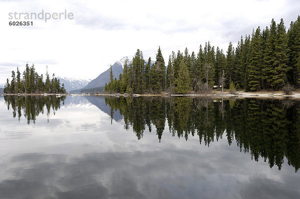 Die Wenatchee River  Leavenworth Bereich  US-Bundesstaat Washington  Vereinigte Staaten von Amerika  Nordamerika