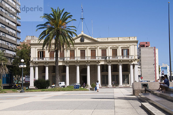 Der Palacio Estevez  Plaza Independencia (Unabhängigkeitsplatz)  Montevideo  Uruguay  Südamerika