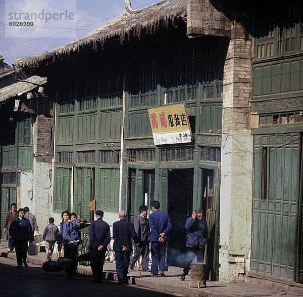 Green Ladenhäuser fotografiert 1974 jetzt verschwinden  in Kunming  Yunnan  China  Asien