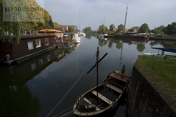 Blick von Edam in Richtung Markemeer  Niederlande  Europa