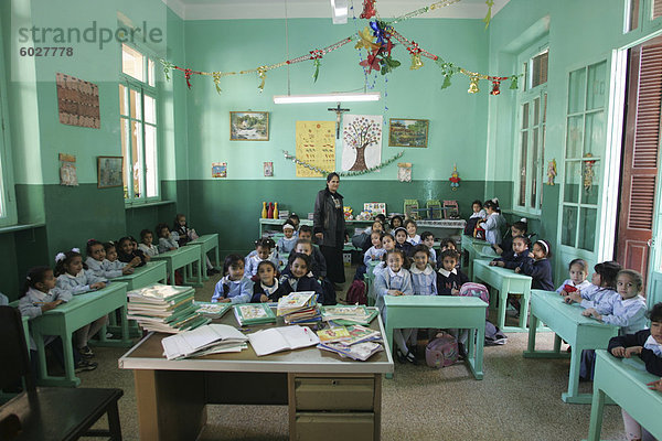 Schwester eines Schule  Kairo  Ägypten  Nordafrika  Afrika