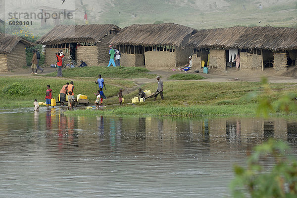 Kazinga Fischerdorf  Uganda  Ostafrika  Afrika