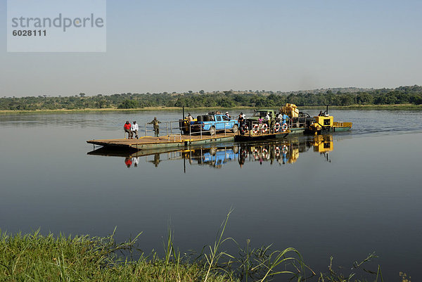 Paraa Ferry  Murchison Falls National Park  Uganda  Ostafrika  Afrika