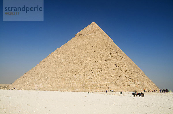 Die Pyramide von Khafre (Chephren)  Giza  UNESCO World Heritage Site  Ägypten  Nordafrika  Afrika