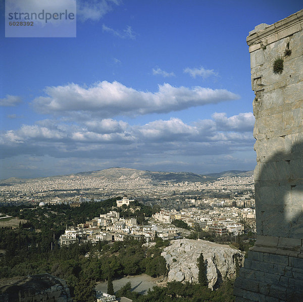 Blick über die Stadt von der Akropolis  Athen  Griechenland  Europa