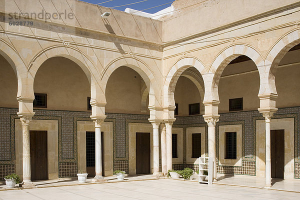 Moschee in Kairouan  Tunesien  Nordafrika  Afrika