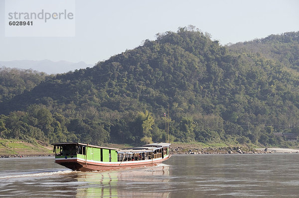 Mekong-Fluss in der Nähe von Luang Prabang  Laos  Indochina  Südostasien  Asien