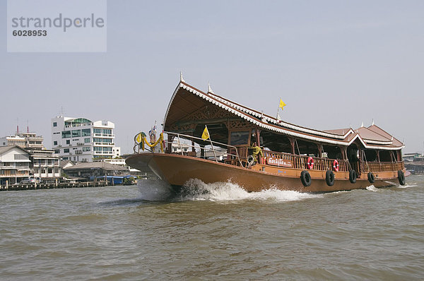 Boote auf dem Chao Phraya River  Bangkok  Thailand  Südostasien  Asien