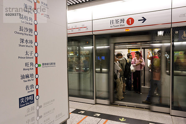 Hong Kong mass Transit Eisenbahnsystem (MTR)  Hong Kong  China  Asien