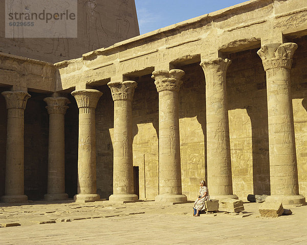 Tempel des Horus  Edfu  Ägypten  Nordafrika  Afrika