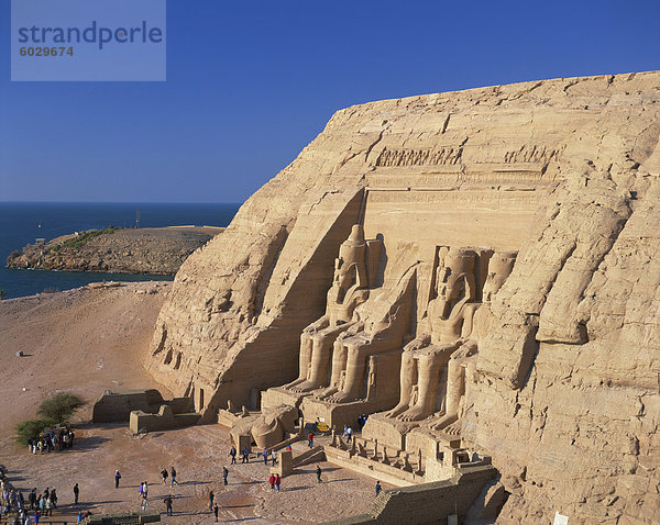 Luftbild über den Tempel von Re-Herakhte (Sonnentempel) (großer Tempel) gebaut für Ramses II  zog nach aktuellen Standort als den hohen Assuan-Staudamm errichtet  Abu Simel  UNESCO Weltkulturerbe  Nubien  Ägypten  Nordafrika  Afrika