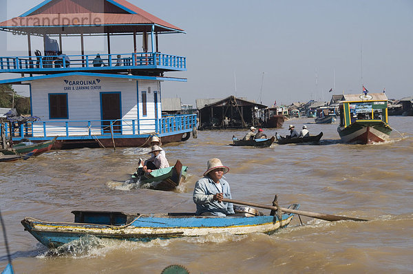 Tonle Sap See  vietnamesischen Boat People  in der Nähe von Siem Reap  Kambodscha  Indochina  Südostasien  Asien