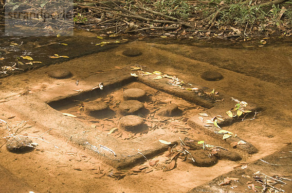 Fluss der tausend Lingas  Kbal Spean  in der Nähe von Angkor  Siem Reap  Kambodscha  Indochina  Südostasien  Asien