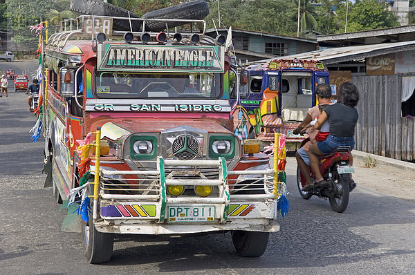 Jeepney  Tagbilaran Stadt  Bohol Island  Philippinen  Südostasien  Asien