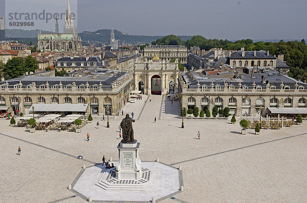 Place Stanislas  früher Place Royale  gebaut von Stanislas Leszczynski  König von Polen im 18. Jahrhundert  UNESCO Weltkulturerbe  Nancy  Meurthe et Moselle  Lothringen  Frankreich  Europa