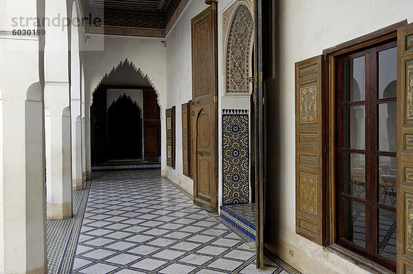 La Bahia Palace erbaut gegen Ende des 19. Jahrhunderts von dem Architekten El Haj Mohammed el Mekki gemäß den Anweisungen des Ba Ahmed  Medina  Marrakesch  Marokko  Nordafrika  Afrika